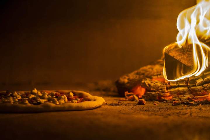 Pizza au four, Saint-Fons